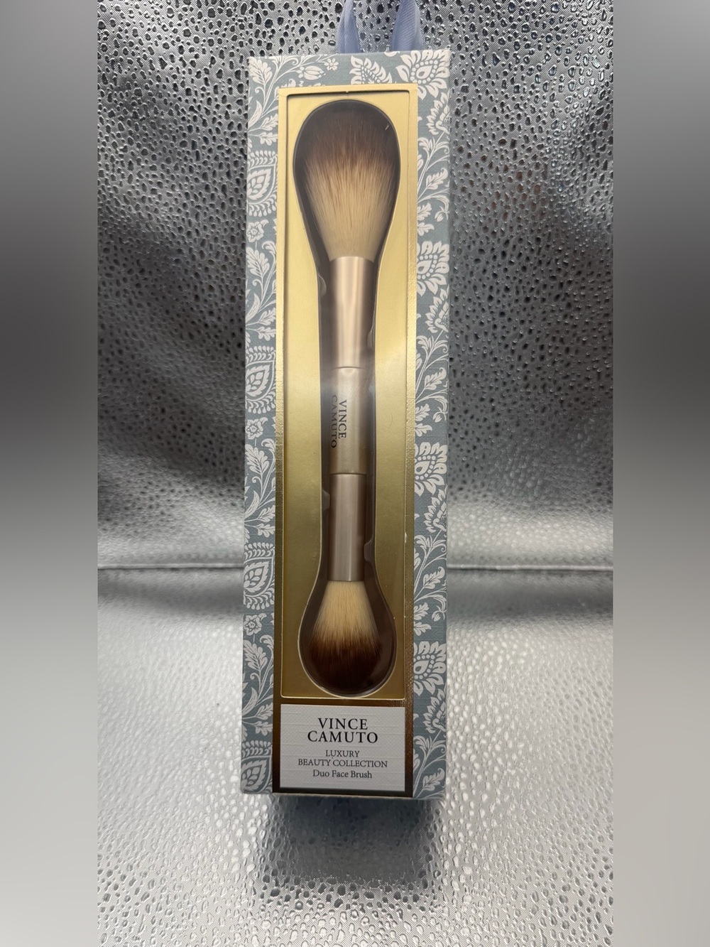 Vince Camuto Dual-Ended Makeup Brush in Gold and Brown